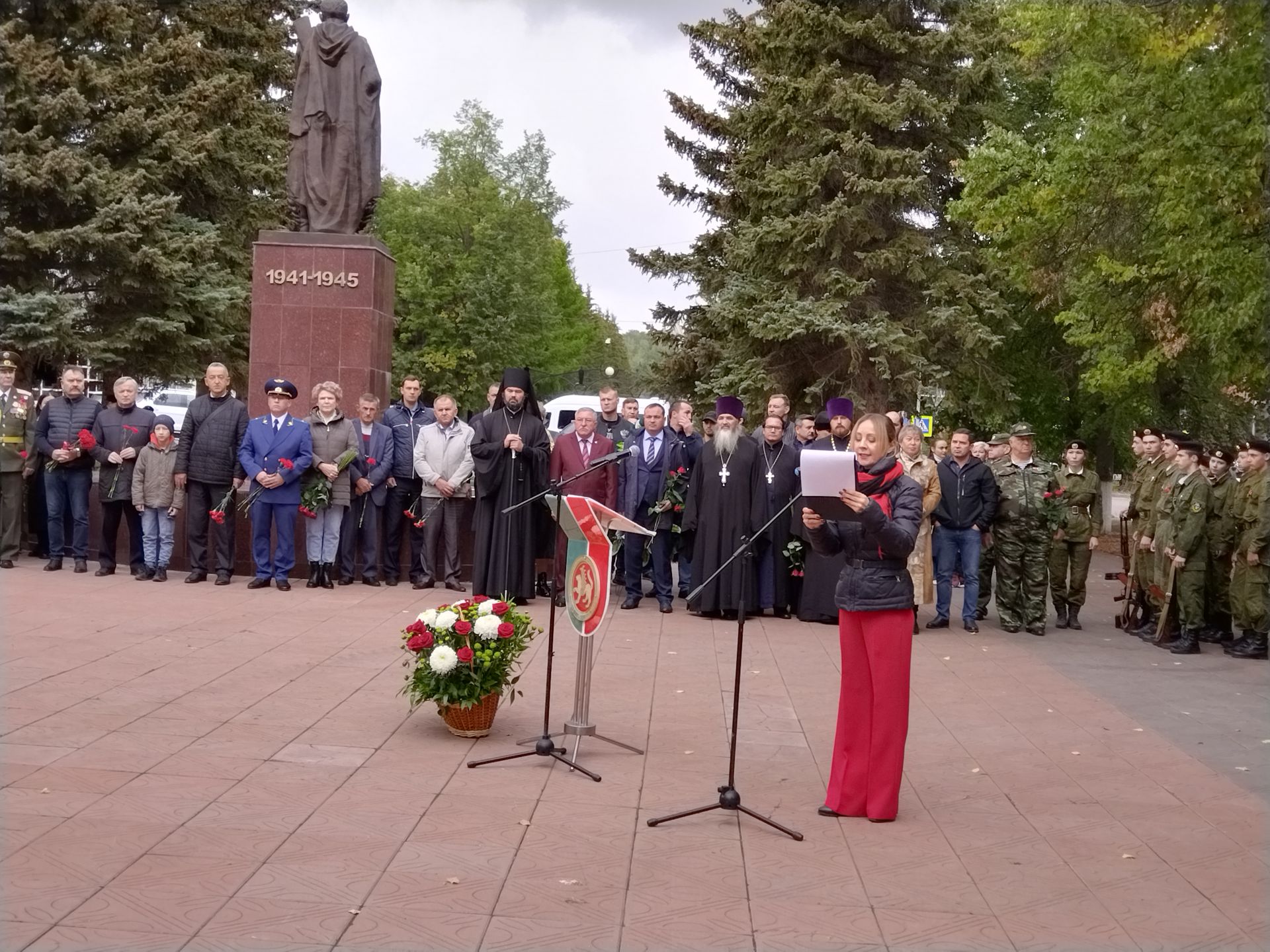 Лениногорскида Россия Герое Дамир Исламов истәлегенә һәйкәл ачылды (+фотолар)