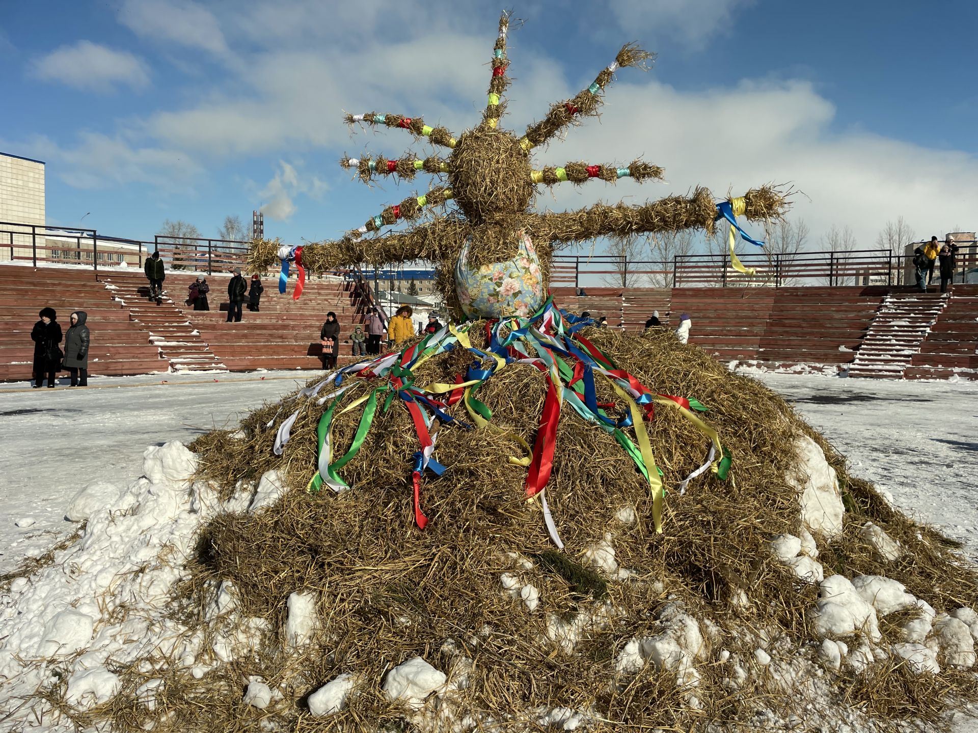 Лениногорскилыларны Масленица бәйрәмен билгеләп үтәргә чакыралар