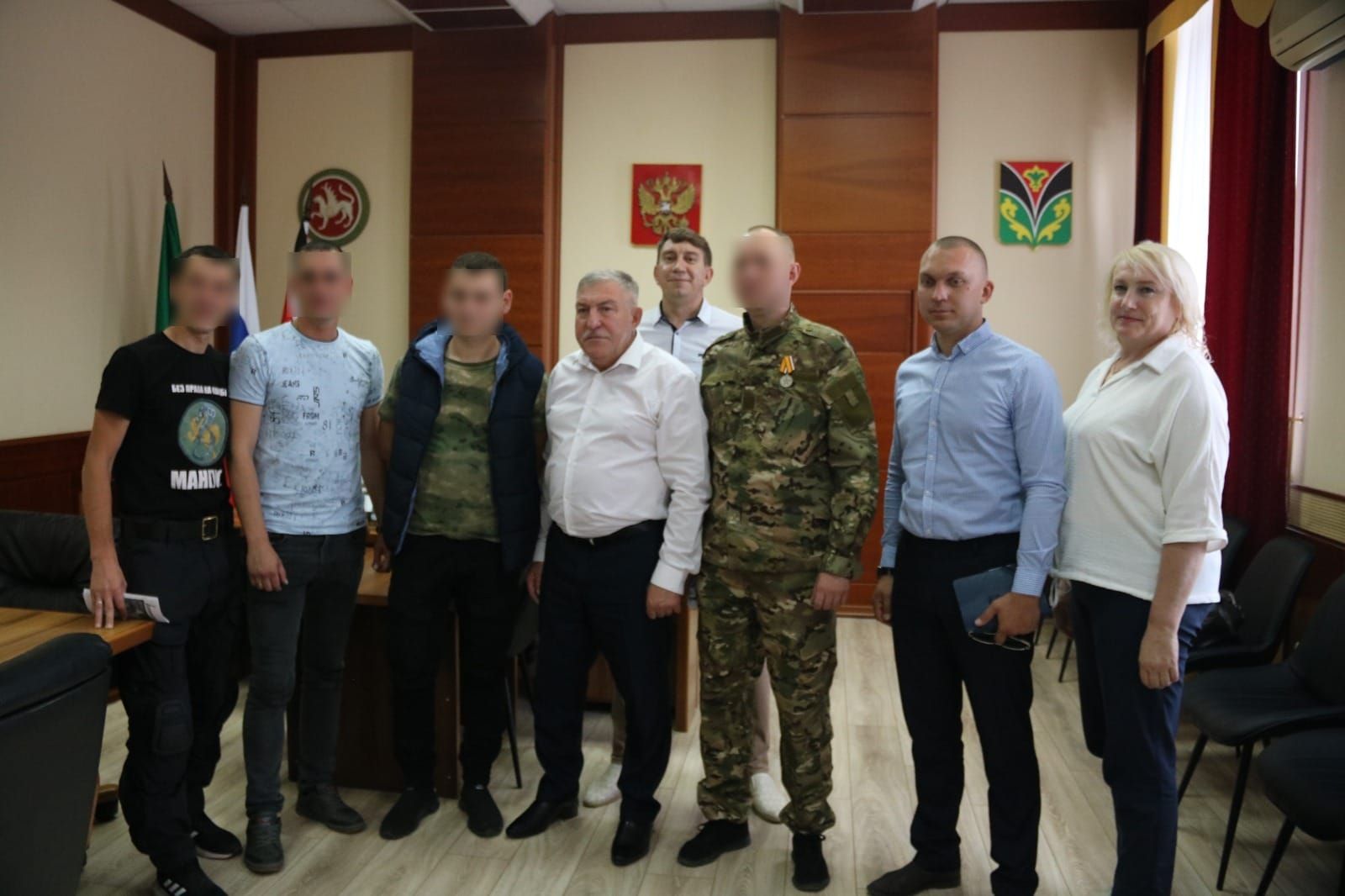 Район башлыгы Рәгать Хөсәеновта мобилизацияләнгән хәрбиләр булды
