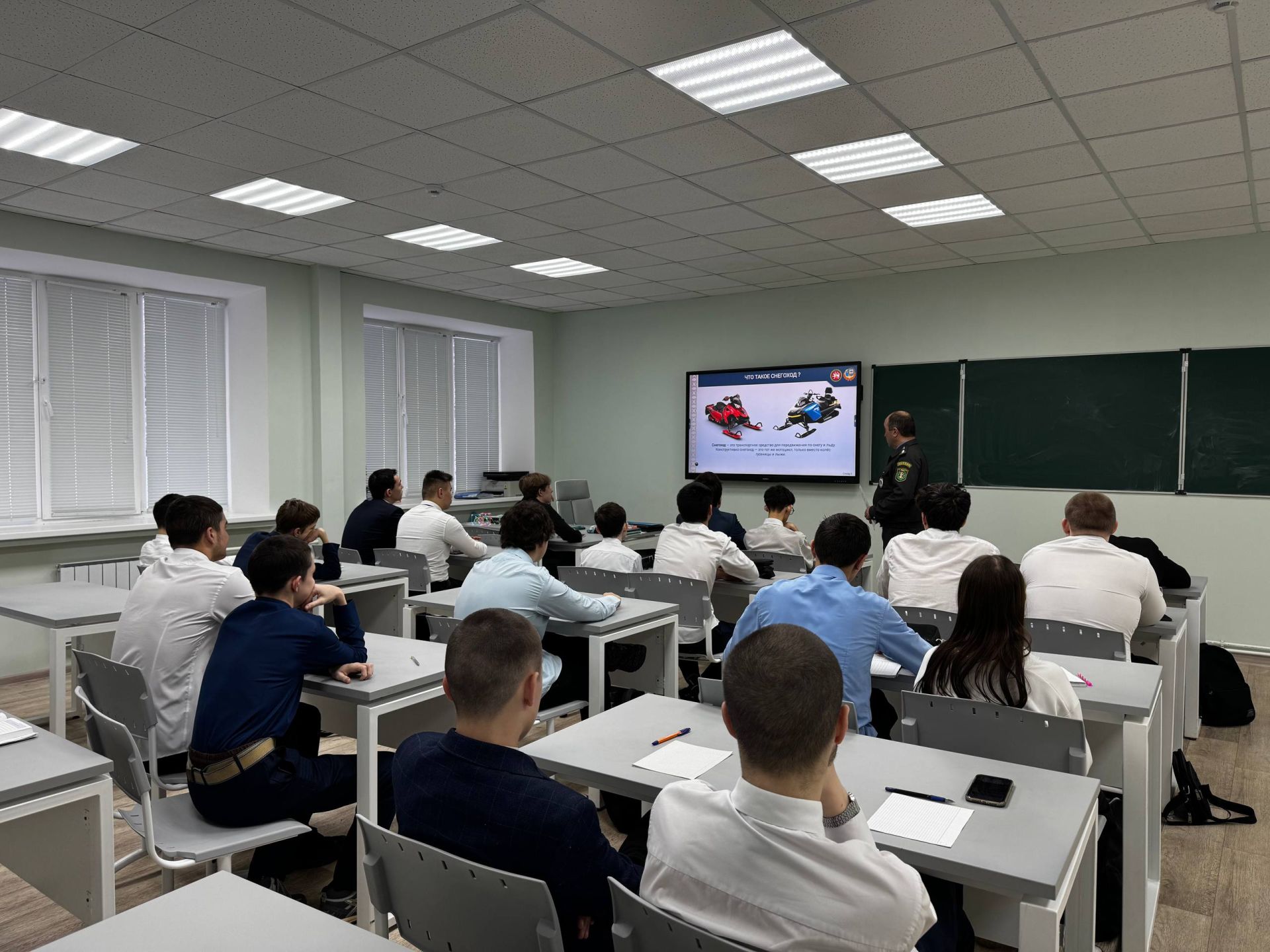 Техника белән эшләгәндә җаваплылык беренче урында: Лениногорск политехника колледжында иминлек дәресләре