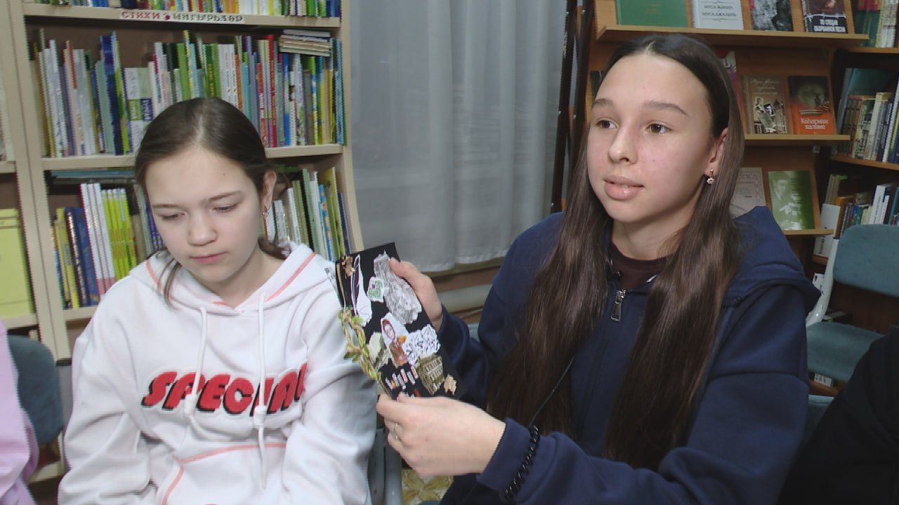 Лениногорскида мәктәп укучылары нәшрият юнәлеше буенча мастер-класста белемнәрен үстерделәр