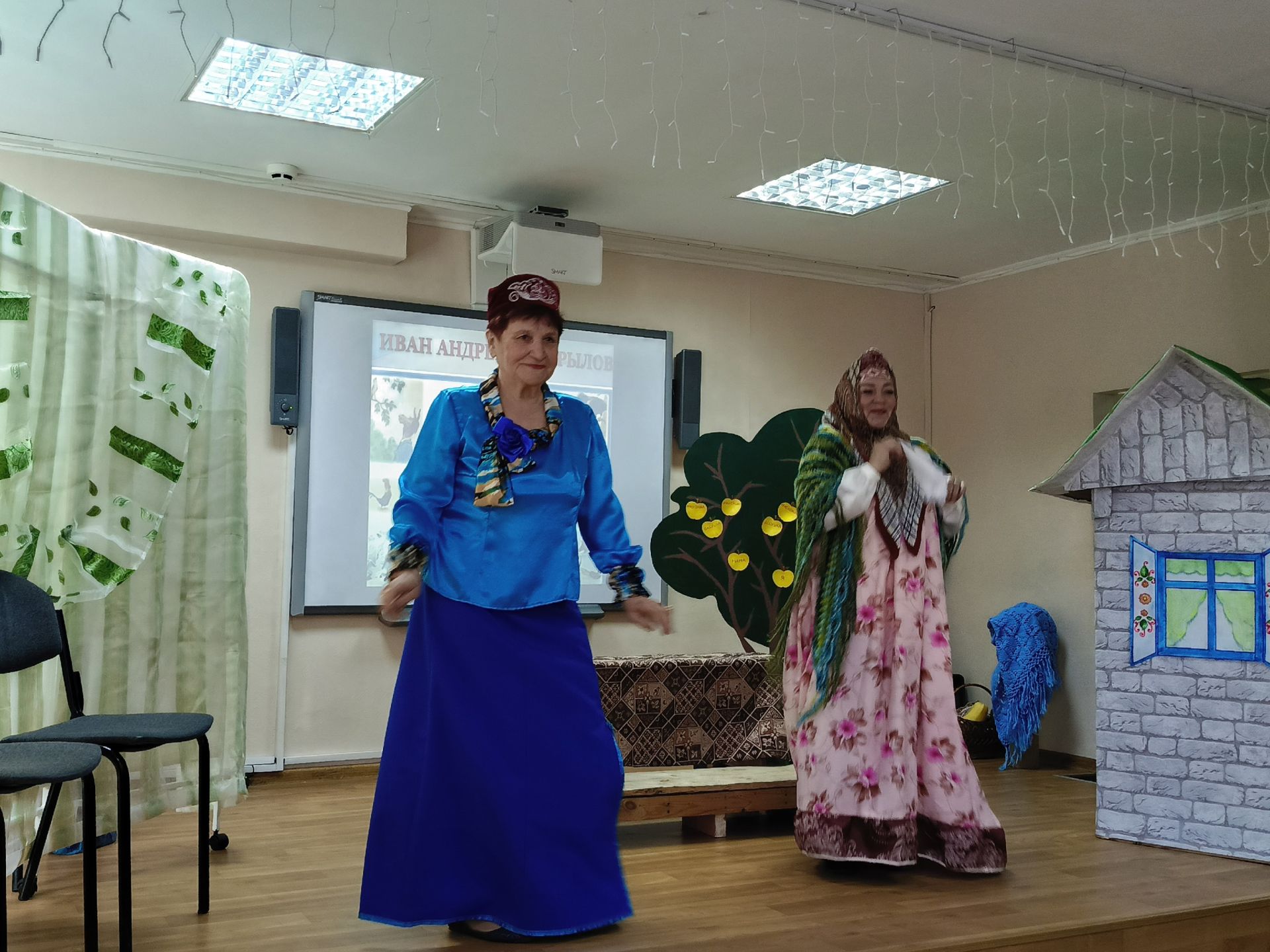 Лениногорск өлкәннәре өчен «Театраль остаханә» эшли