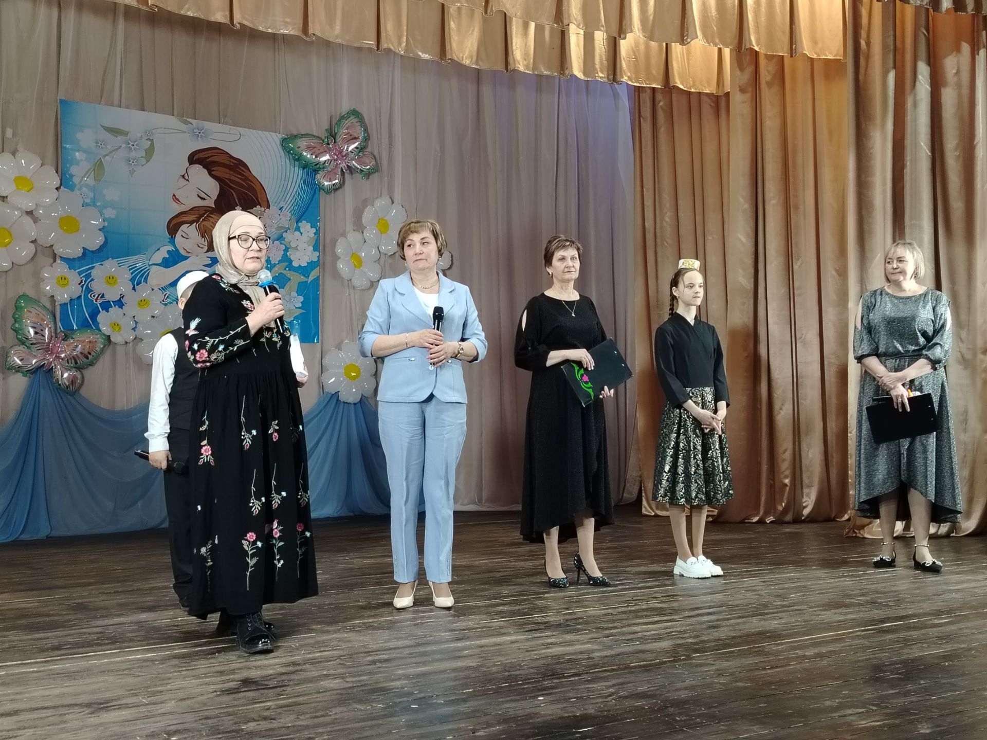 Районыбызның Куакбаш авылында «Йөрәктән-йөрәккә» хәйрия концерты узды (+фотолар)
