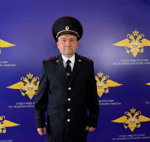 Лениногорскидан Ирек Ситдиков «Халык участковые» Бөтенроссия конкурсының төбәк этабында җиңде