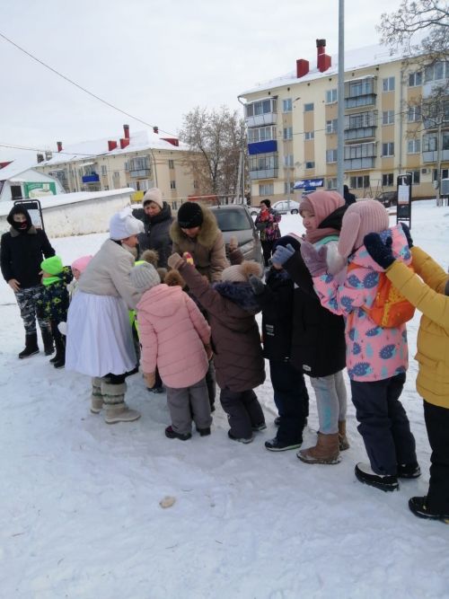 Ишегалларында узган Яңа ел бәйрәмнәре күңелле үтте (+ фотолар)