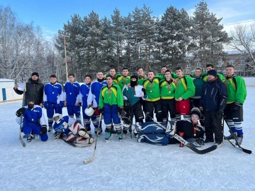 Лениногорск районы Шөгер авылында хоккей сезоны ачылды