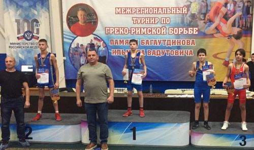 Лениногорскилы Антон Павлов бронза медале яулап кайтты