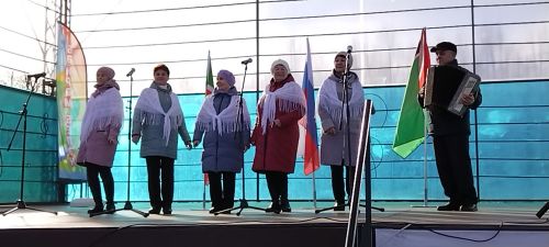 Лениногорскида Халыклар Бердәмлеге көне узды (+фотолар)