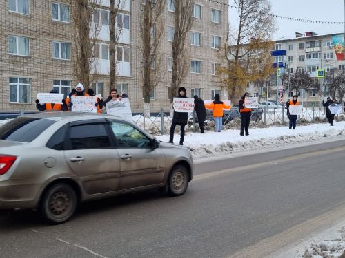 Лениногорскиның политехник колледж студентлары “Безопасный переход” акциясенә кушылды (+фотолар)