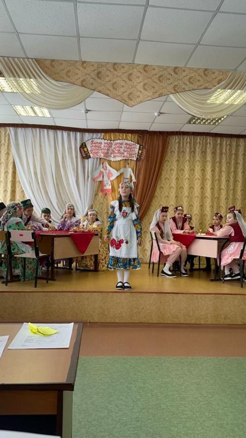 “Сәйләннәр” һәм “Энҗе бөртекләре» әдәби көрәштә ярышты (фотолар)