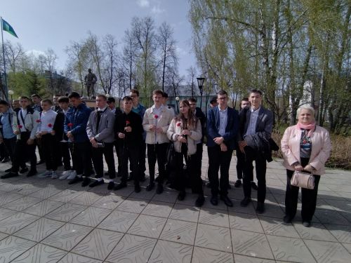 Лениногорскида Чернобыль вакыйгасына 37 ел тулу уңаеннан митинг узды (фотолар)