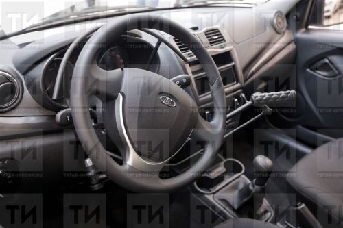 Автоинспекция кызган машинадагы эсселекнең алкоголь кебек тәэсир итүе турында кисәтә