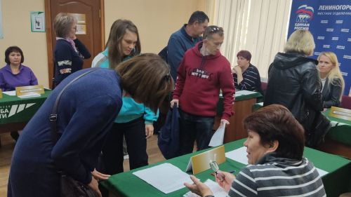 Лениногорскилыларга слесарь-сантехник, экскаватор машинисты, педагог-оештыручы һәм башка һөнәрләр тәкъдим ителде