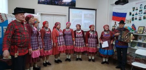 Лениногорск укучылары керәшен халкының йолалары белән танышты, шишәрәдән авыз итте (+фотолар)