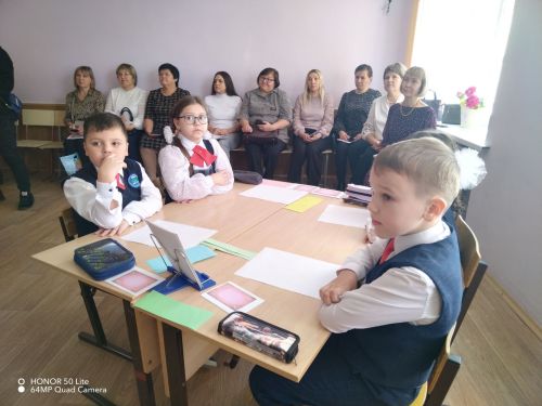 Лениногорск шәһәренең 11нче гимназиясендә фәнни-практик конференция узды (+бик күп фотолар)