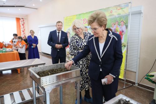 Лениногорскида эшлекле визит белән Россия Дәүләт Думасы депутаты Татьяна Ларионова булып китте