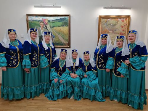 Лениногорскиның Үзәк китапханәсе Сарабиккол авылы белән аулак өй уздыра