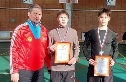 Лениногорскиның яшь чаңгычылары алтын медальләр яулады (+фотолар)