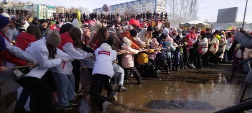 Лениногорскилылар «Май чабу»ны («Масленица») билгеләп үтте (+фотолар)