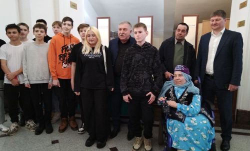 Лениногорск Мәдәният сараенда узган «Нәүрүз» бәйрәменә Мәскәүдән дә кунаклар килде (+фотолар)
