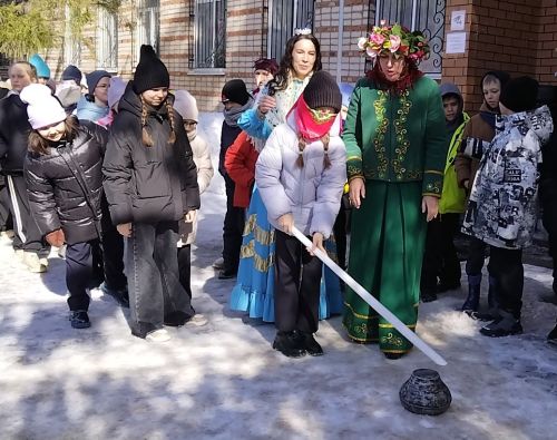 Лениногорск Үзәк китапханәсендә «Нәүрүз» бәйрәме үткәрелде (+фотолар)