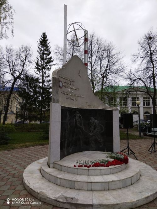 Лениногорскида Чернобыль вакыйгасына багышланган митинг узды (фотолар)