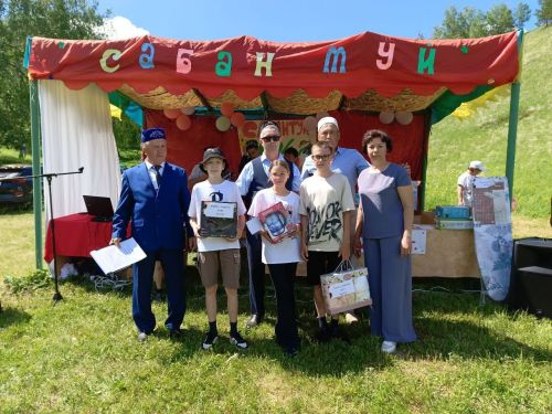 Мөэмин-Каратайда Сабантуйда баш батыр Илнар Лотфуллин калды (+ фотолар)