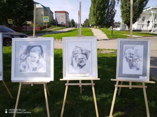Лениногорскида пленэр кысаларында рәссамнар картиналар «җанландыра» (+фотолар)
