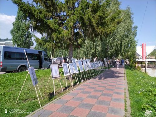 Лениногорскида пленэр кысаларында рәссамнар картиналар «җанландыра» (+фотолар)