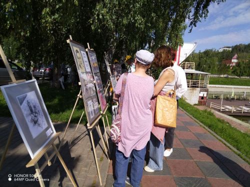 Лениногорскида пленэр кысаларында рәссамнар картиналар «җанландыра» (+фотолар)