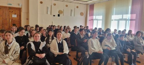 Шөгер мәктәбендә административ бүлек белгече катнашында иминлек дәресе узды