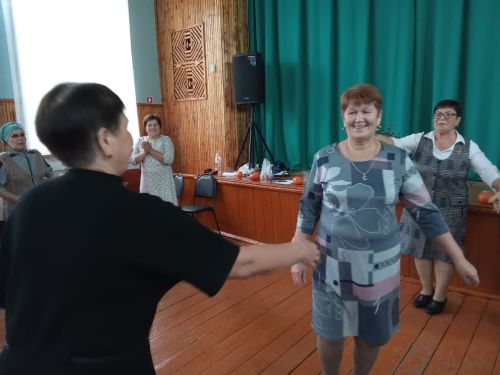Мичурин авылында авыл хатын-кызлары көненә багышланган  бәйрәм чарасы үтте