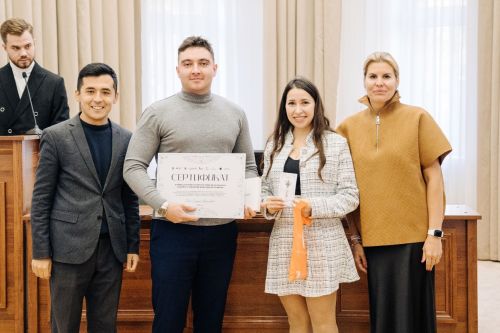 Ранис һәм Дилбәр яшь парларга грант конкурсында катнашып, җиңү яуладылар