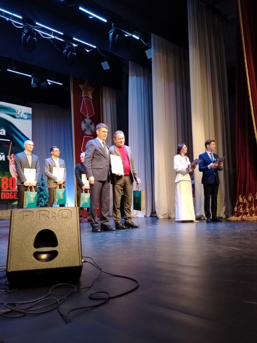 Хәрби данны йөрәкләрдә саклыйсы иде: Лениногорскида Ватанны саклаучылар елы тәмамлану уңаеннан тантаналы чара узды (+фотолар)