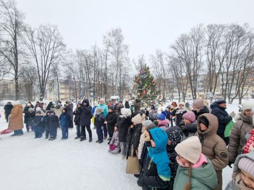 Лениногорскида «Күрше-fest» фестивалендә юл хәрәкәте куркынычсызлыгының Лениногорск бүлеге акция уздырды