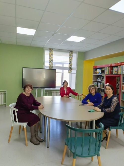 «Чишмә»леләр Әлмәттә Татарстан Язучылар берлеге әгъзасы Равил Рахмани белән очрашуда катнашты