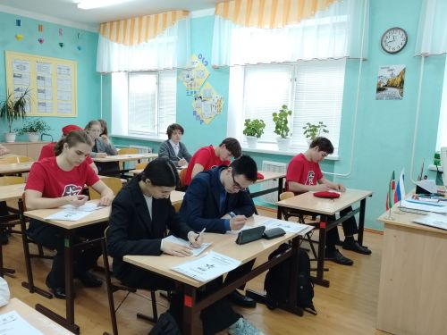 Лениногорскилылар «Җиңү диктанты» акциясенә кушылды