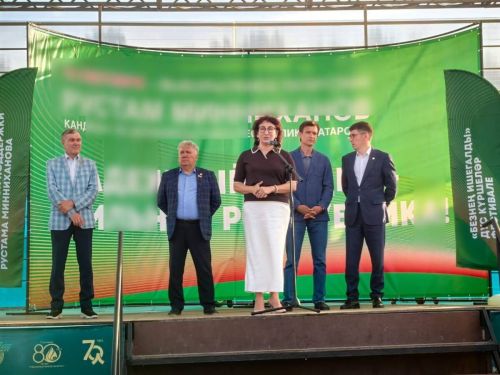 Ишегаллары төзекләндерелә башлагач, шәһәрнең йөзе үзгәреп китте: Лениногорскида «Безнең ишегалды» күршеләр фестивале узды