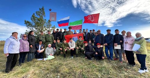 Лениногорск районында Ялан тау башында – һәйкәл