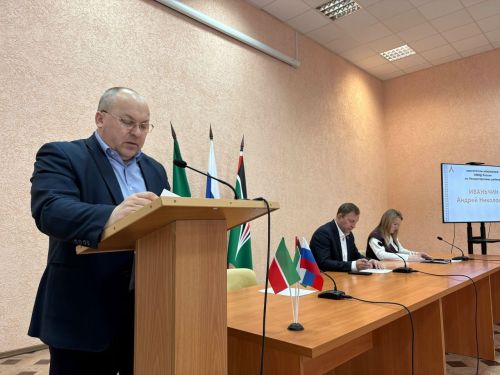 Лениногорскида дүрт гаиләне социаль ятимлектән саклап калганнар