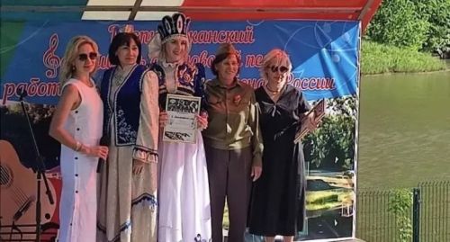 Лениногорскиның  Клиентлар  хезмәте коллективы бард җыры фестивалендә призлы  урынны яулады
