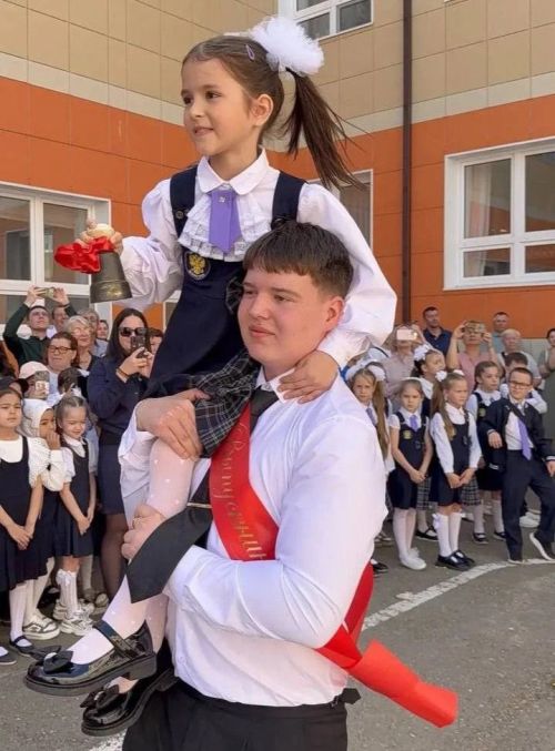 Лениногорск шәһәре һәм районы мәктәпләрендә «Соңгы кыңгырау» бәйрәмнәре узды