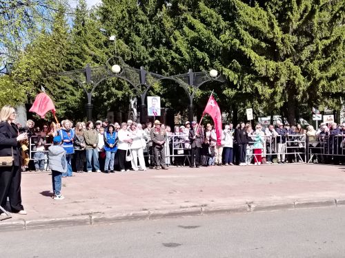 Лениногорскилылар Бөек Ватан сугышында һәлак булганнарны искә алдылар (+ фотолар)