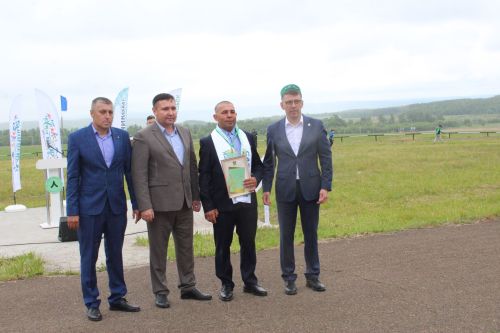 Лениногорск Сабан туе: дуслык, бердәмлек һәм хезмәт бәйрәме