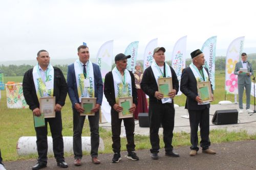 Лениногорск Сабан туе: дуслык, бердәмлек һәм хезмәт бәйрәме