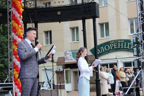 Лениногорск үзенең 263 укучысын олы тормыш юлына чыгарды (+ фотолар)