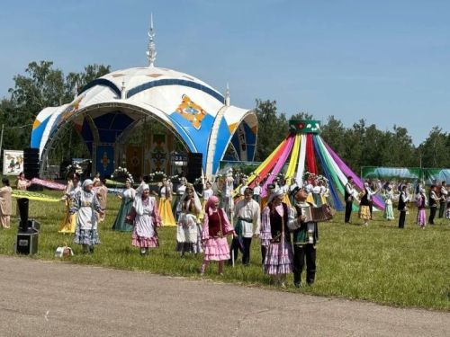 Лениногорск Сабан туе мәйданына җәмәгать транспортында барырга була