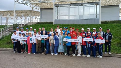 Лениногорскида “городки” спорты буенча көньяк-көнчыгыш ветераннары арасында ярышлар узды