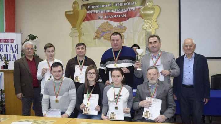 Лениногорск командасы шахмат буенча республика чемпионатында беренче урын алды
