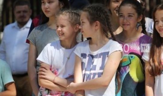Россия Хезмәт министрлыгы балалар өчен түләүләрне күчерү тәртибен аңлатты